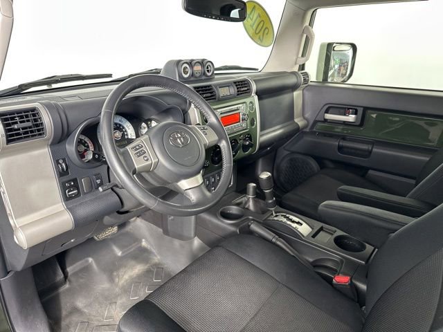 Used 2014 Toyota FJ Cruiser 4WD w/ Upgrade Package image 12