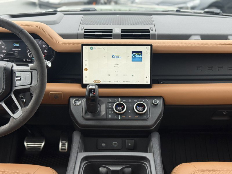 Used 2024 Land Rover Defender 110 V8 image 27