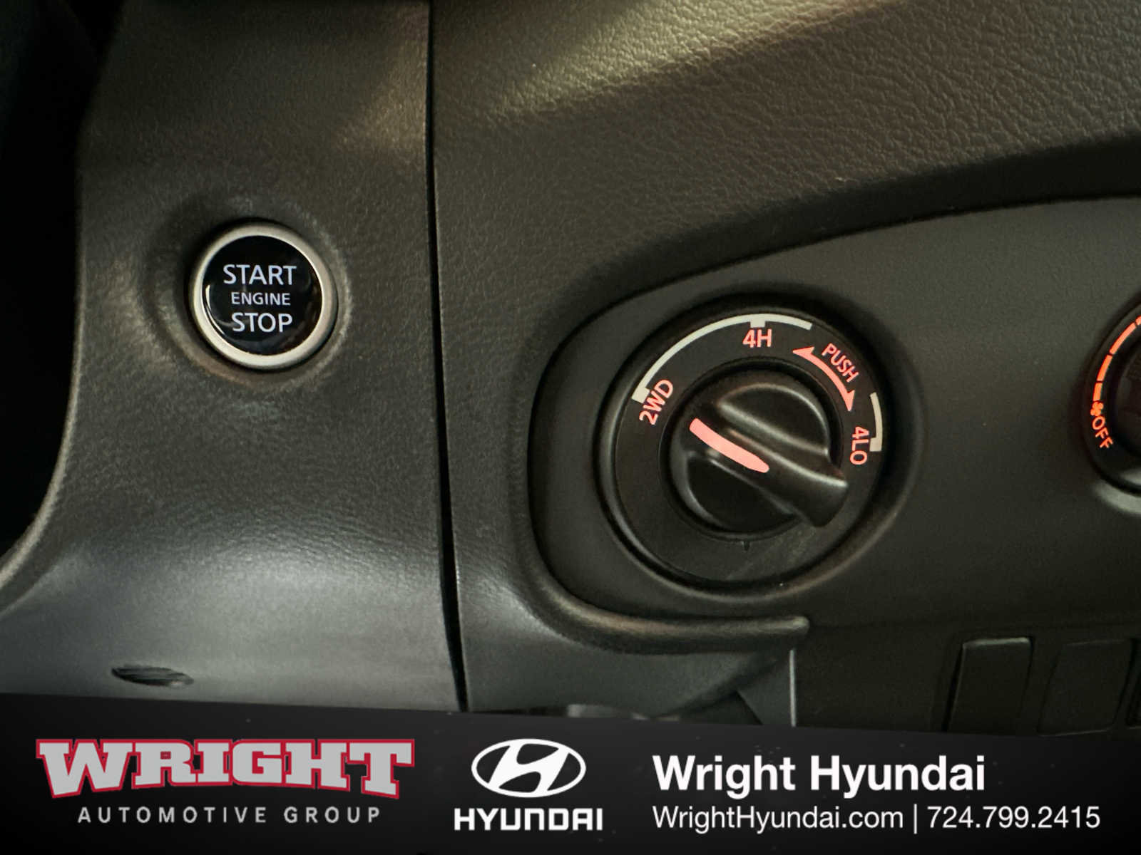 Used 2023 Nissan Frontier SV w/ Midnight Edition Package image 28