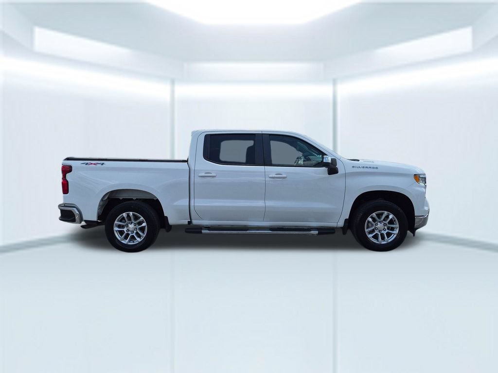 Used 2023 Chevrolet Silverado 1500 LT AWD/4WD image 7