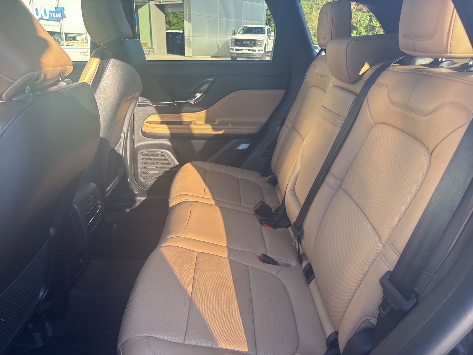 Used 2022 Lincoln Corsair Reserve w/ Sport Package image 28