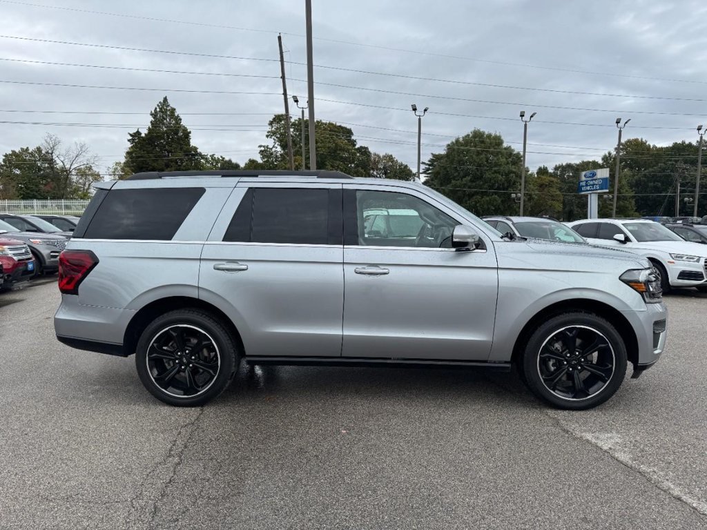 Certified 2024 Ford Expedition Limited AWD/4WD image 2