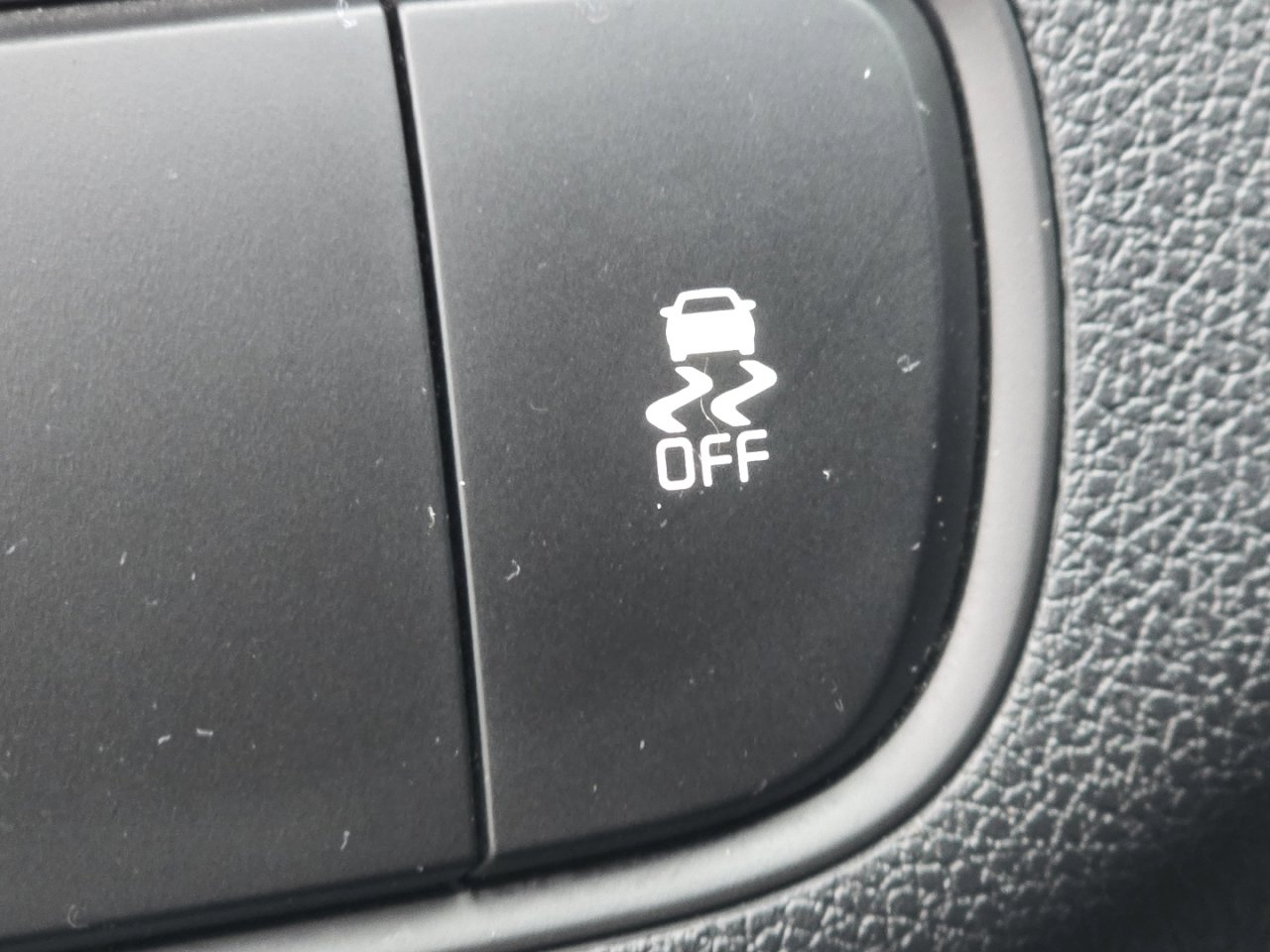 Used 2017 Kia Sorento 2.4L LX w/ LX Convenience Package image 25