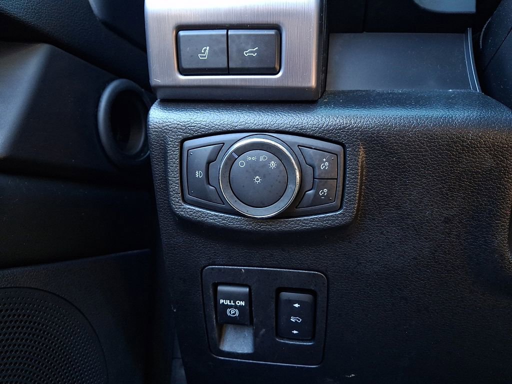 Used 2019 Ford Expedition Platinum image 22