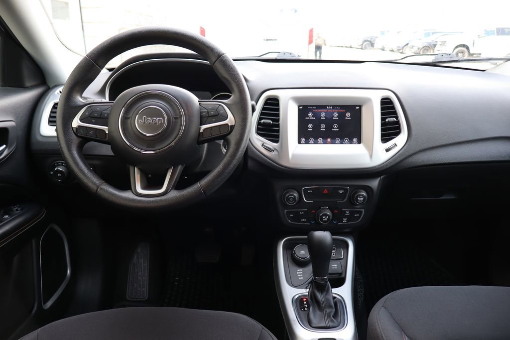 Used 2019 Jeep Compass Sport image 5