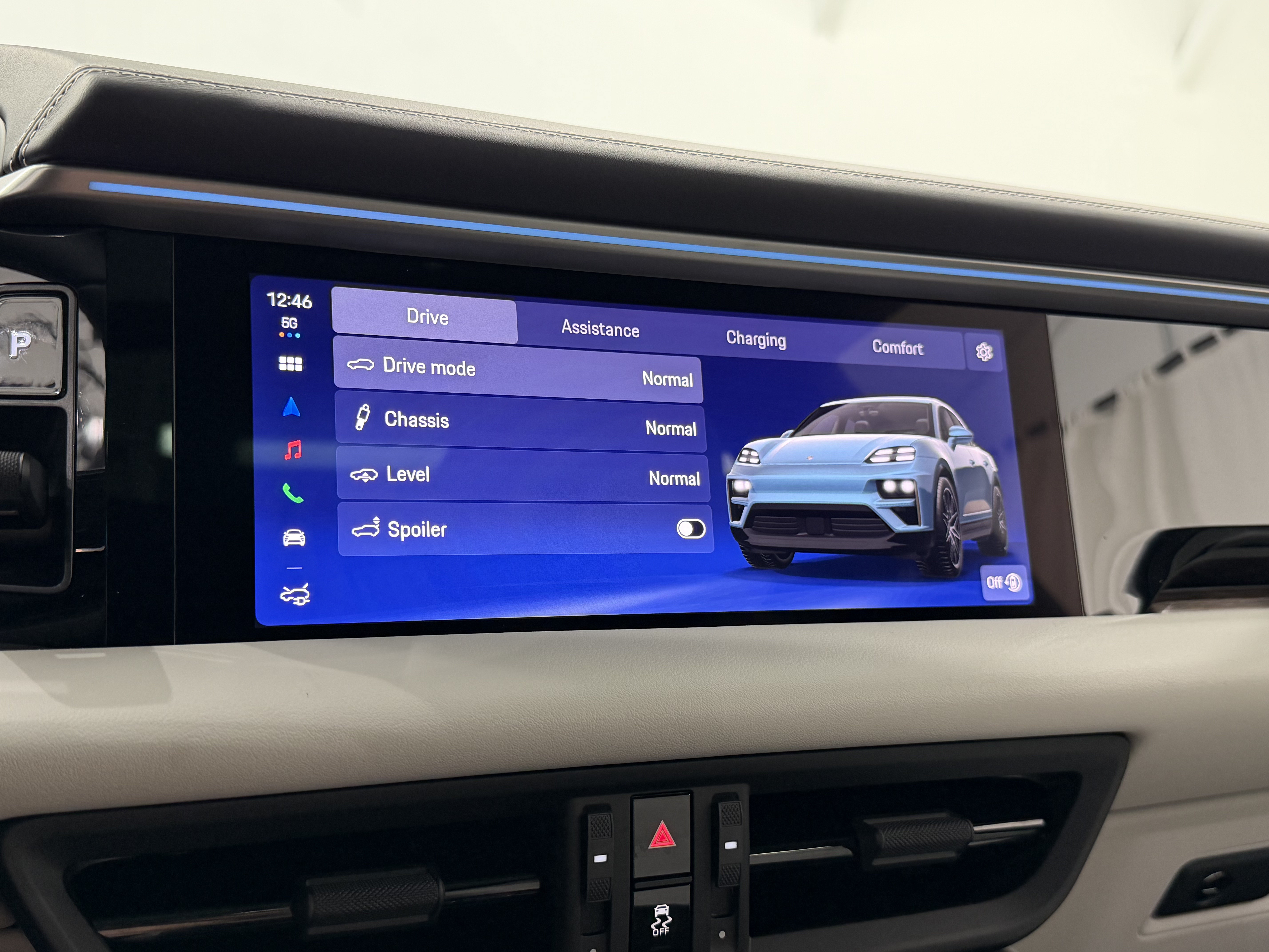 New 2026 Porsche Macan 4 Electric AWD/4WD image 43