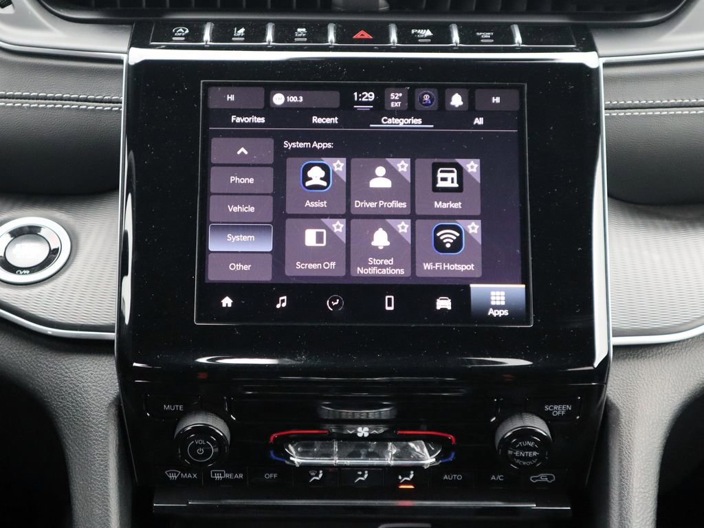 Used 2025 Jeep Grand Cherokee L Laredo image 17