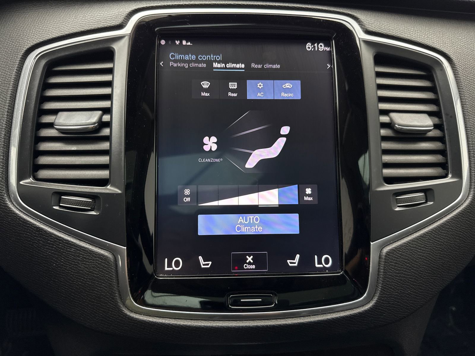 Used 2019 Volvo XC90 T5 Momentum w/ Protection Package Premier FWD image 25