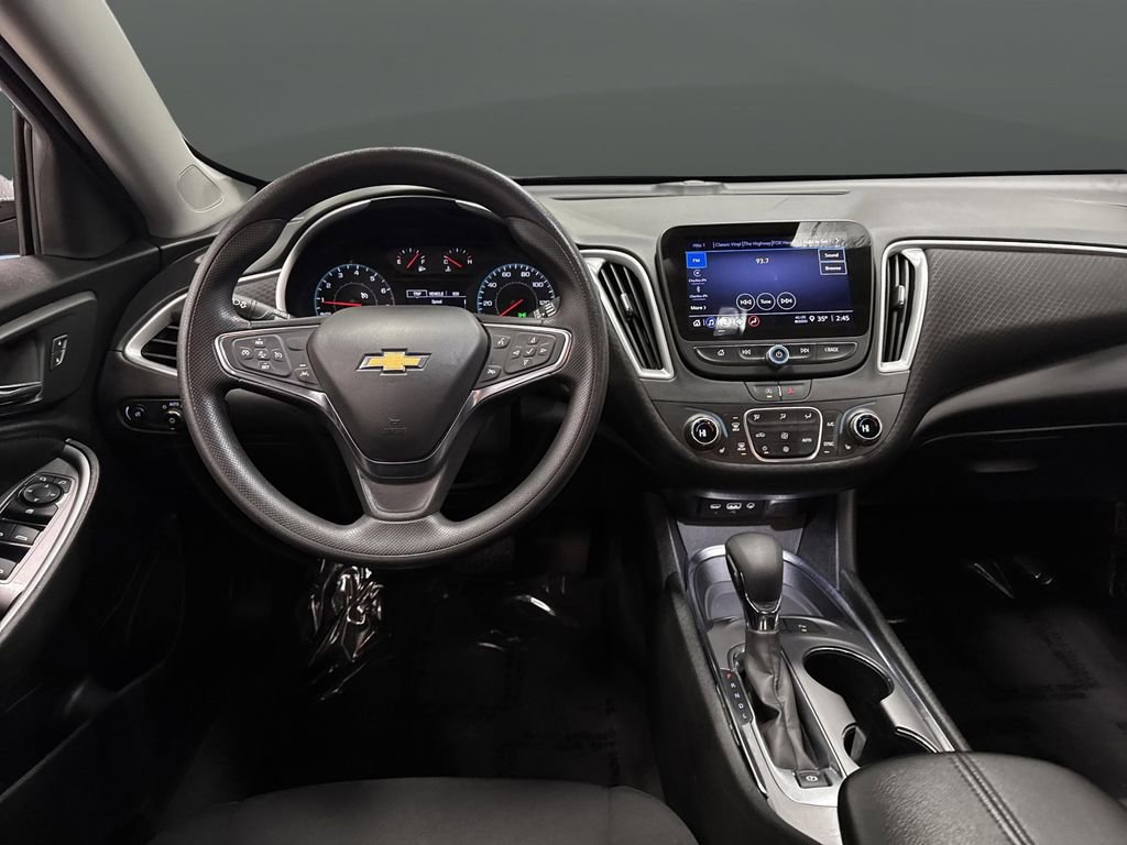Used 2024 Chevrolet Malibu LT image 5