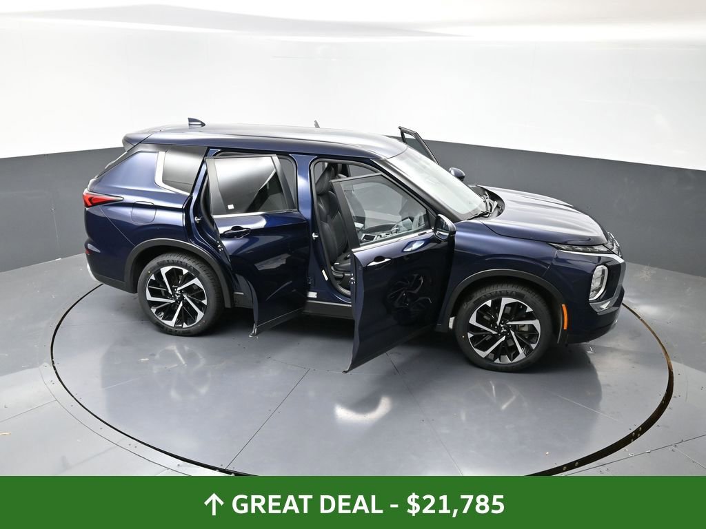 Used 2024 Mitsubishi Outlander SE image 61