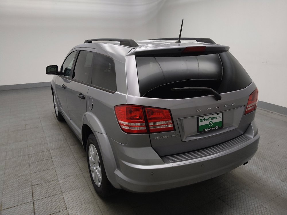 Used 2020 Dodge Journey SE FWD image 5
