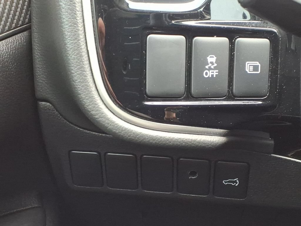 Used 2019 Mitsubishi Outlander SEL AWD/4WD image 38