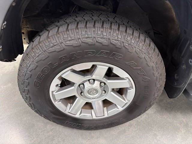 Used 2016 Toyota 4Runner Trail Premium AWD/4WD image 30