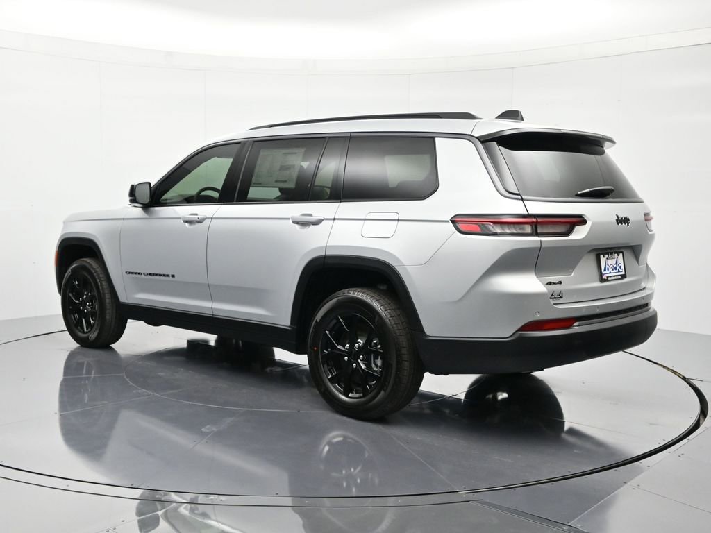 New 2026 Jeep Grand Cherokee L 4WD image 8