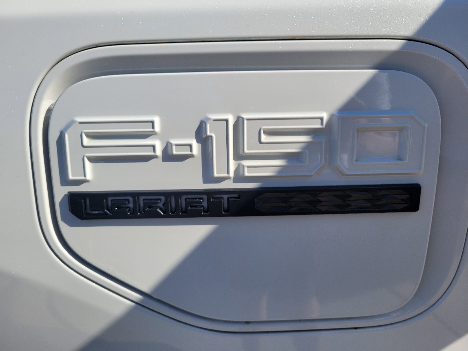 New 2023 Ford F150 Lightning Lariat w/ Equipment Group 511A High image 7