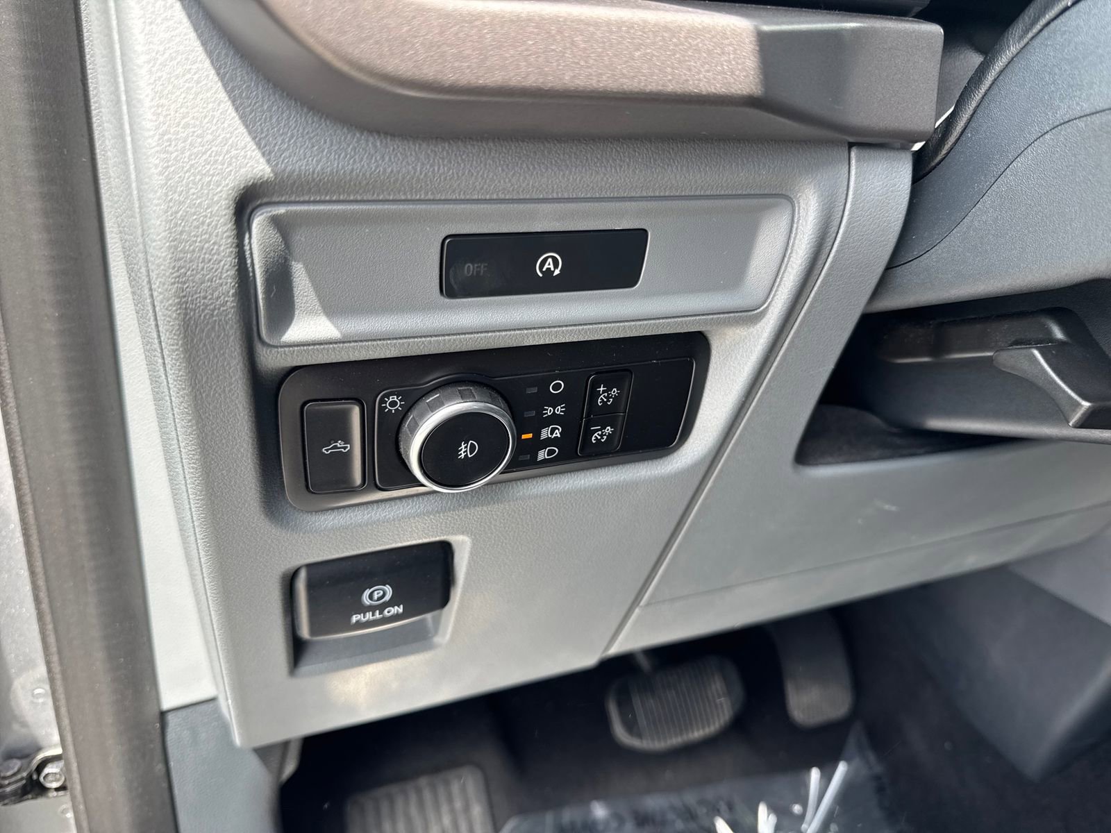Used 2025 Ford F150 XLT w/ Equipment Group 301A Standard RWD image 15