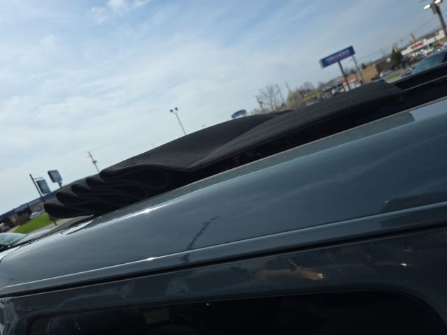 Used 2025 Jeep Wrangler Unlimited Sahara w/ Safety Group image 15