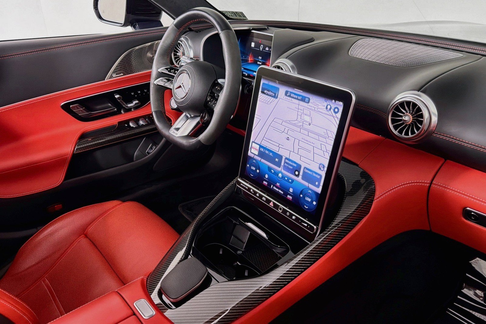 Certified 2022 Mercedes-Benz SL 63 AMG 4MATIC image 18
