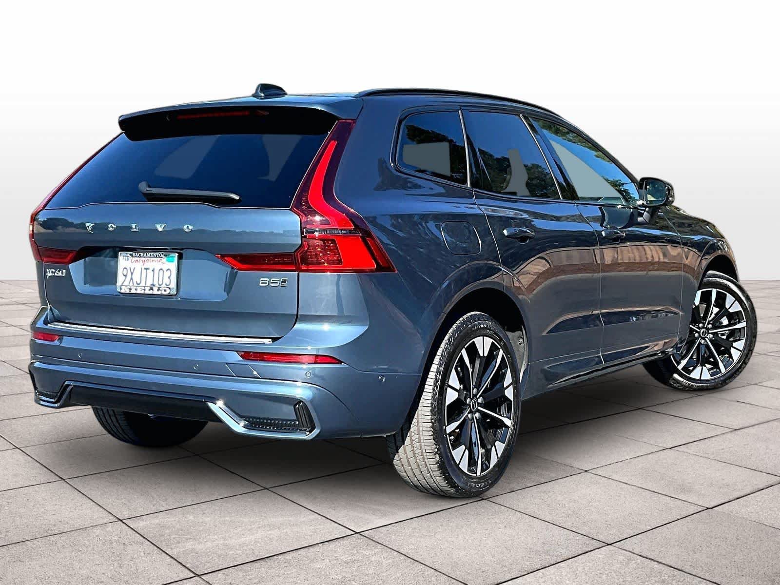 Used 2026 Volvo XC60 B5 Plus w/ Protection Package Premier AWD/4WD image 16