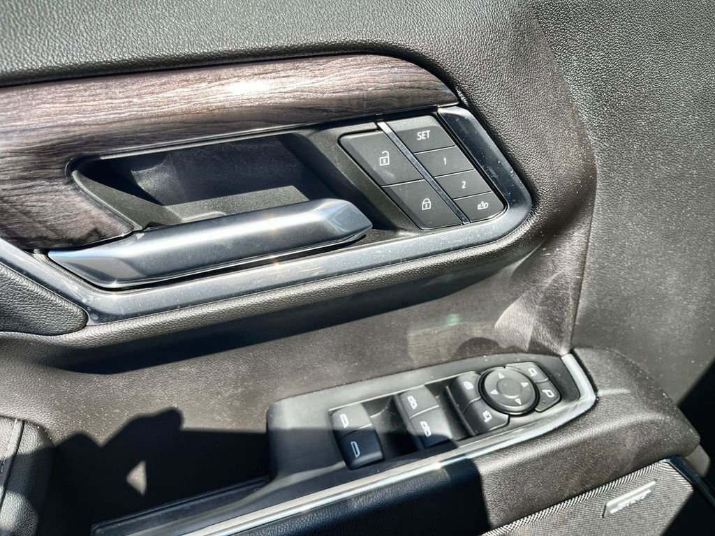Certified 2023 Chevrolet Silverado 1500 LTZ image 24