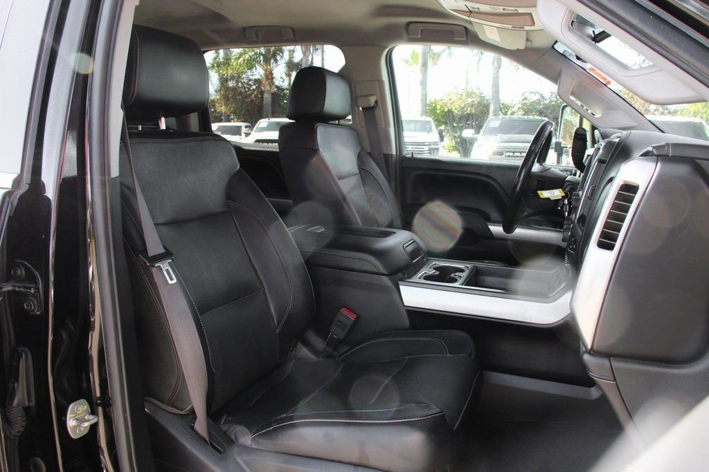 Used 2016 Chevrolet Silverado 2500 LTZ w/ Duramax Plus Package image 39