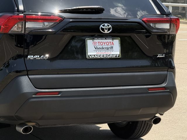 Certified 2025 Toyota RAV4 XLE FWD image 6