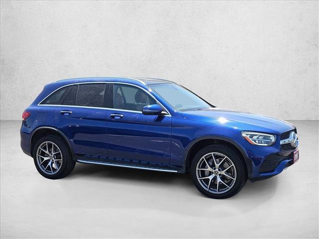 Used 2021 Mercedes-Benz GLC 300 image 3