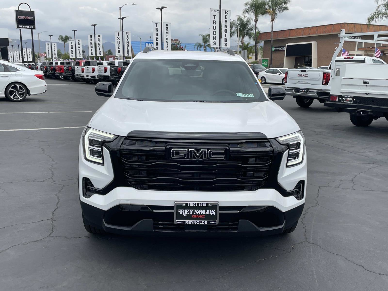 New 2026 GMC Terrain Elevation w/ Elevation Premium Package FWD image 2