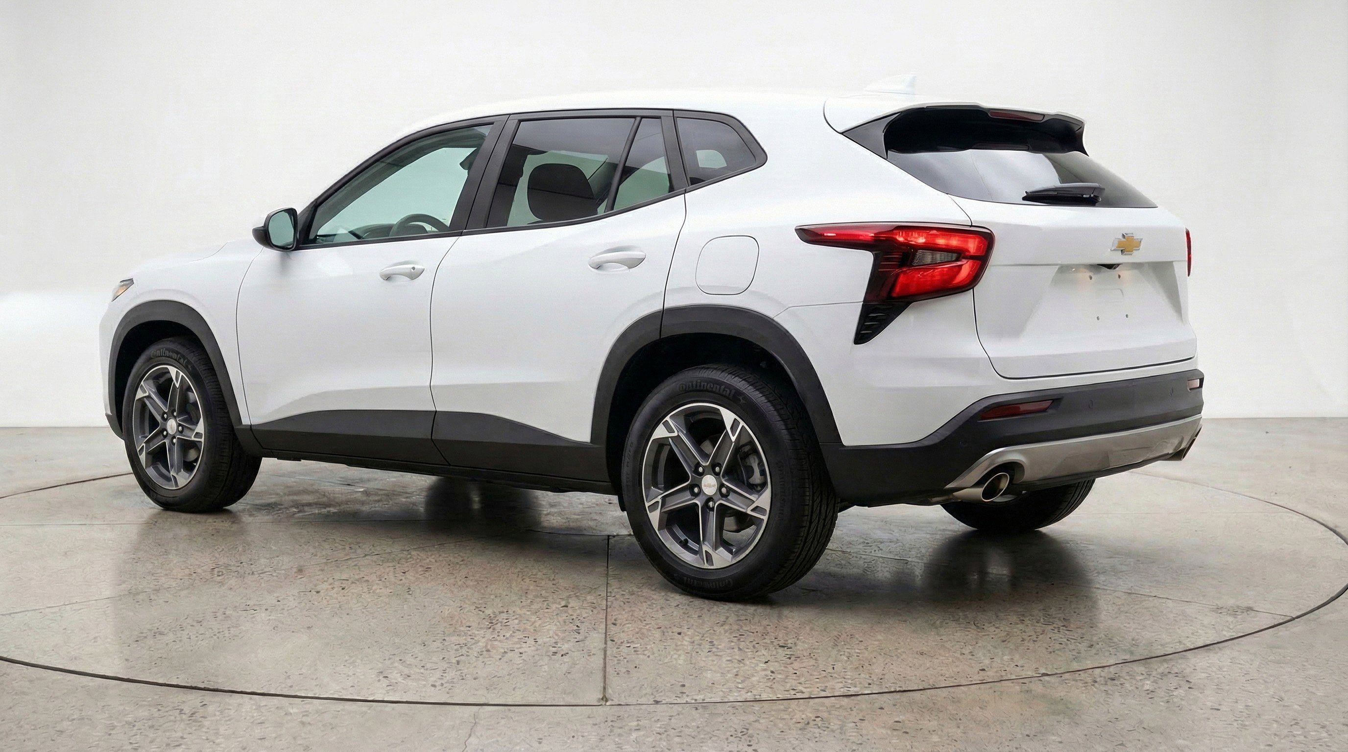 Used 2025 Chevrolet Blazer LT image 6