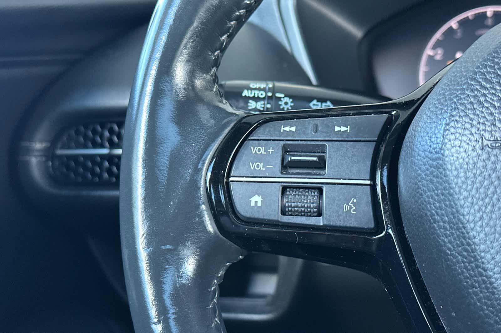 Used 2023 Honda HR-V EX-L image 25