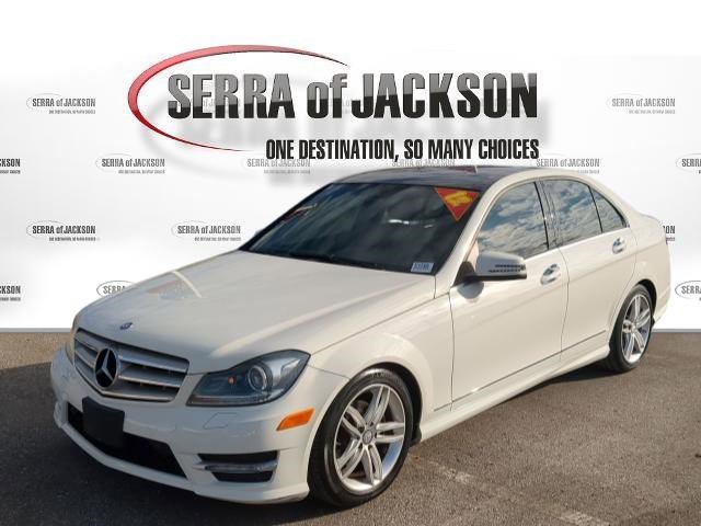 Used 2012 Mercedes-Benz C 300 Sport image 4