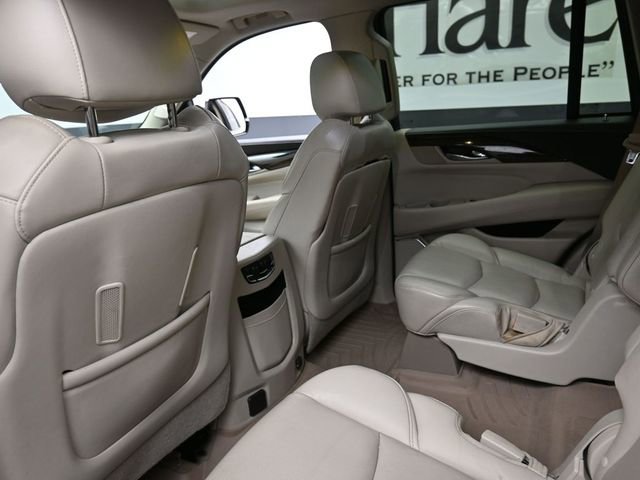 Used 2019 Cadillac Escalade Luxury image 25