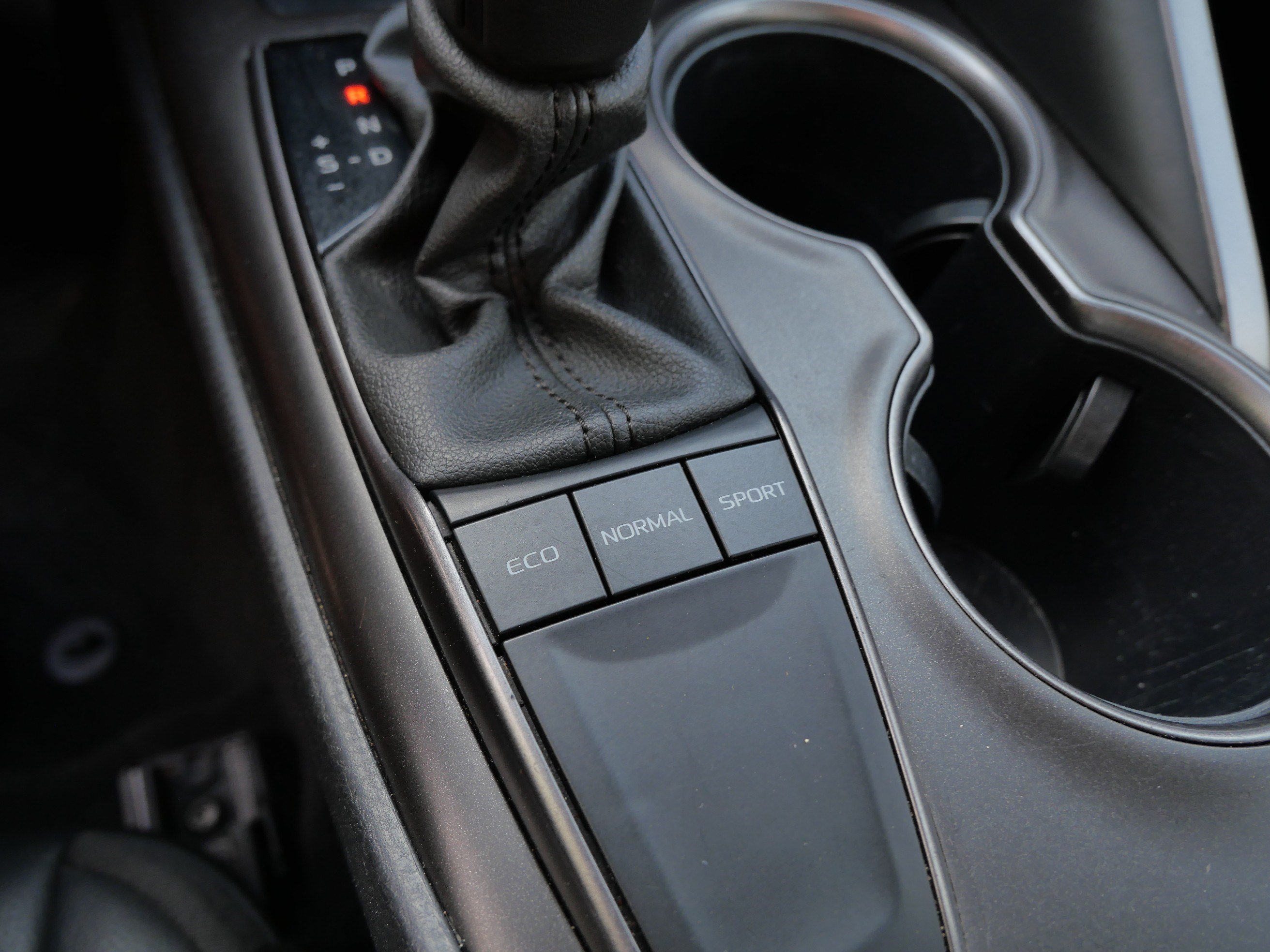Certified 2024 Toyota Camry SE FWD image 32