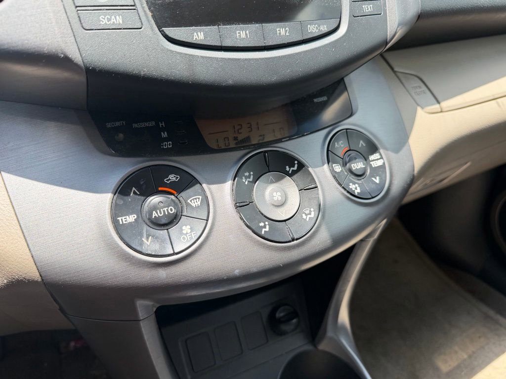 Used 2007 Toyota RAV4 Limited FWD image 15