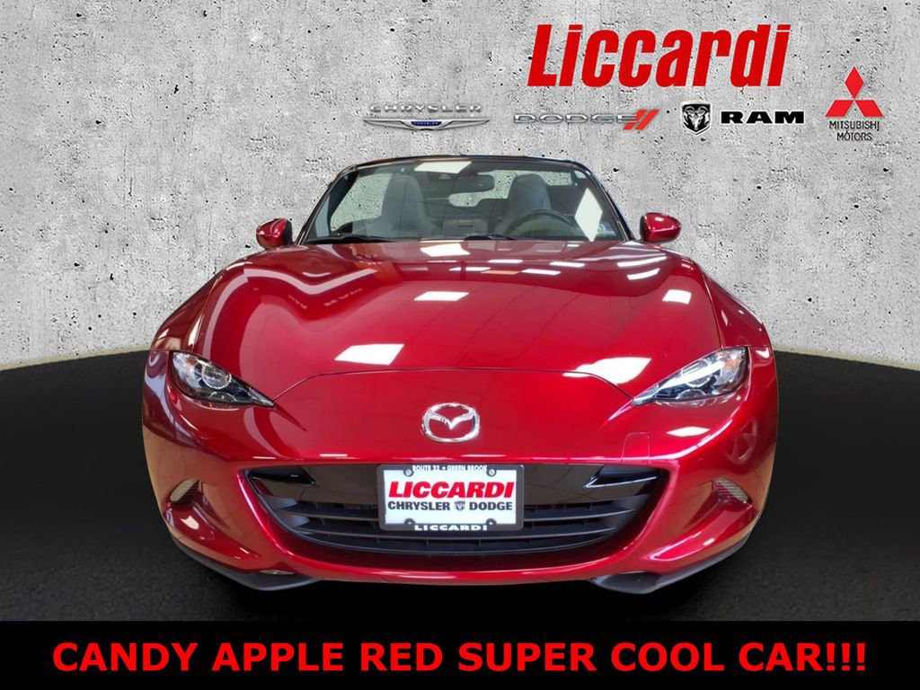 Used 2019 MAZDA MX-5 Miata Grand Touring image 2