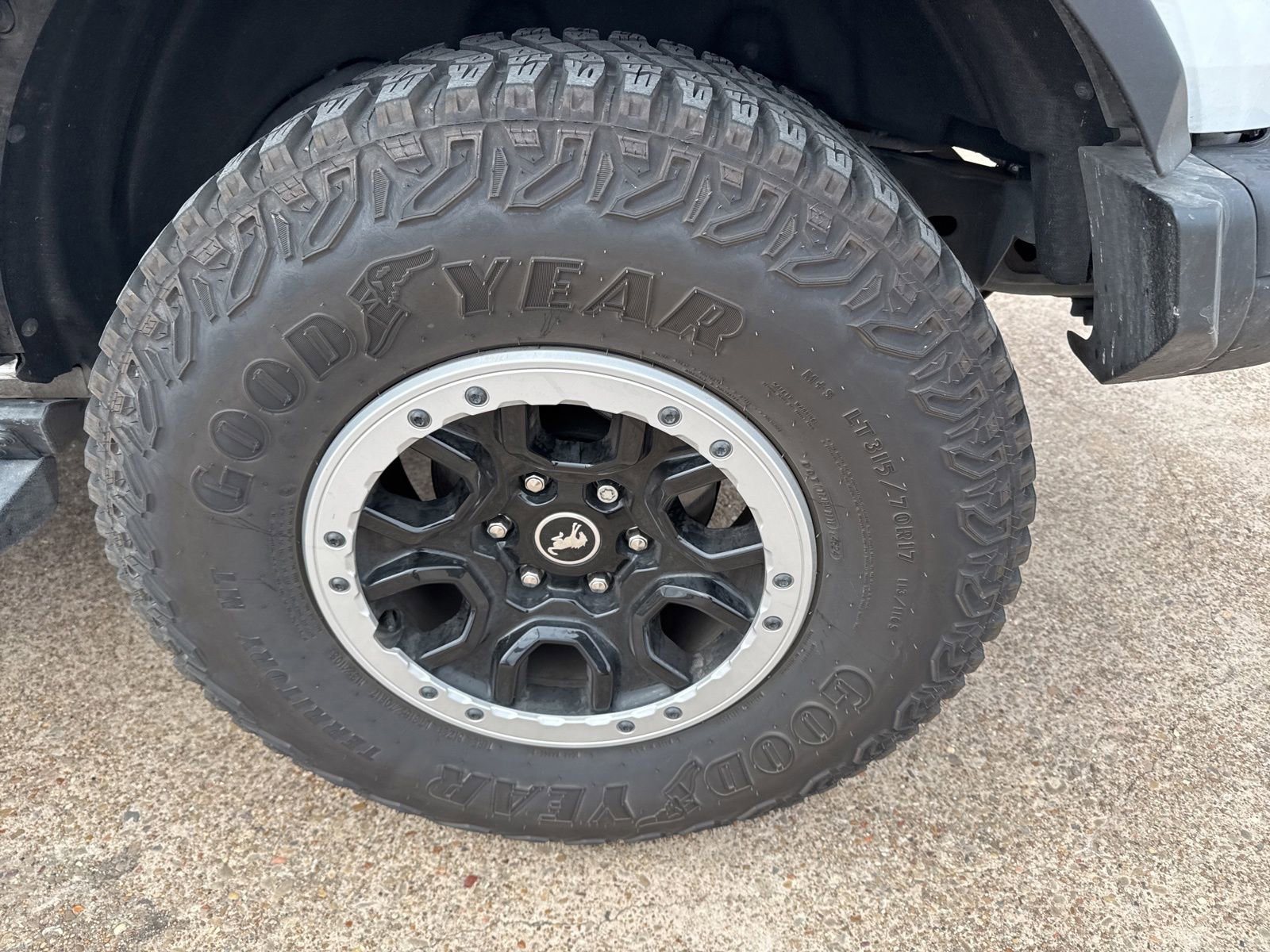 Used 2024 Ford Bronco Badlands w/ Sasquatch Package image 9