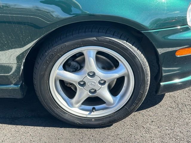 Used 2000 MAZDA MX-5 Miata image 11