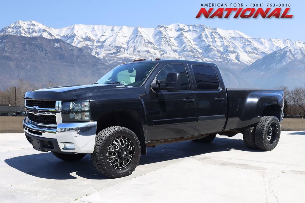 Used 2007 Chevrolet Silverado 3500 LTZ AWD/4WD image 1