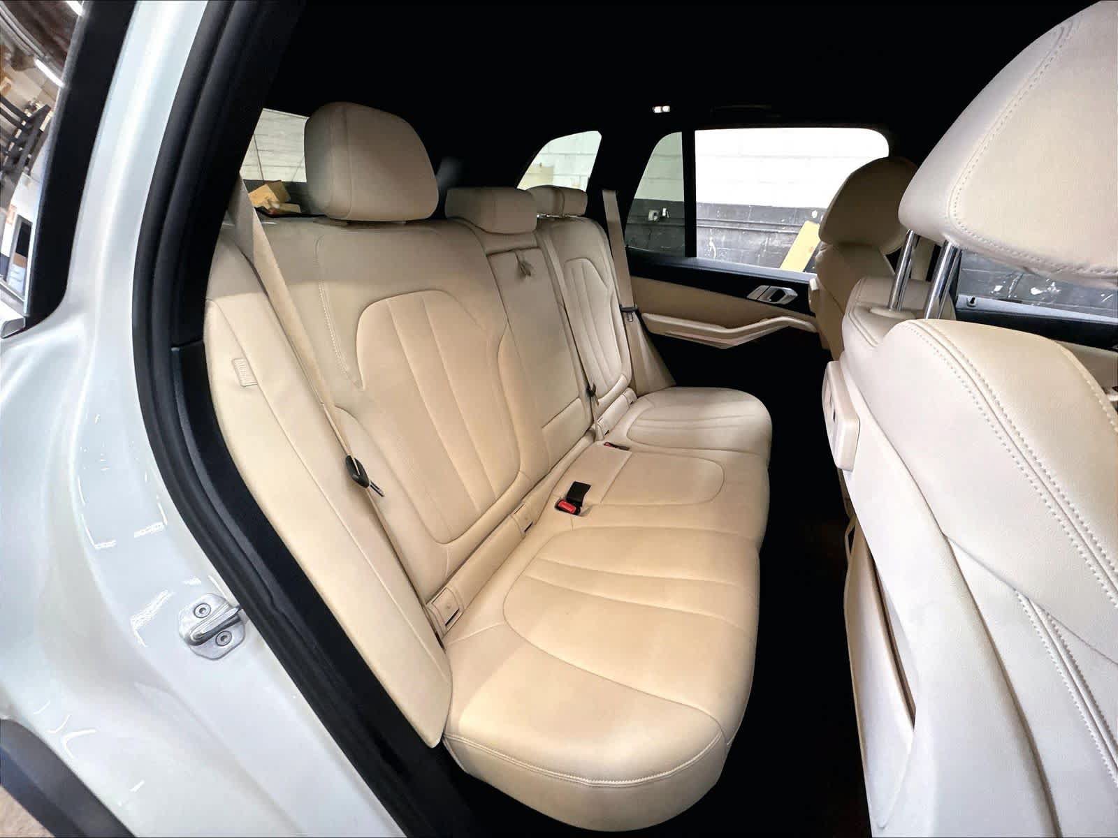Used 2020 BMW X5 xDrive40i w/ Convenience Package AWD/4WD image 29