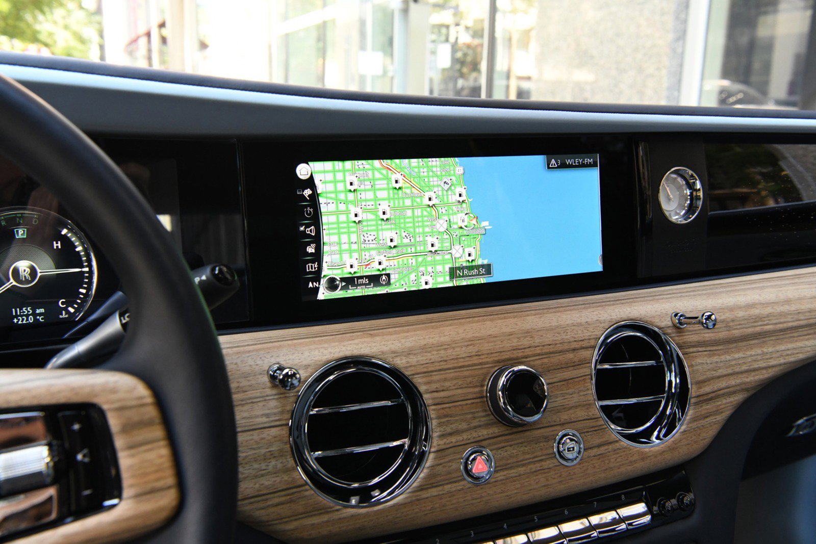 Used 2022 Rolls-Royce Ghost w/ Ghost Package image 20