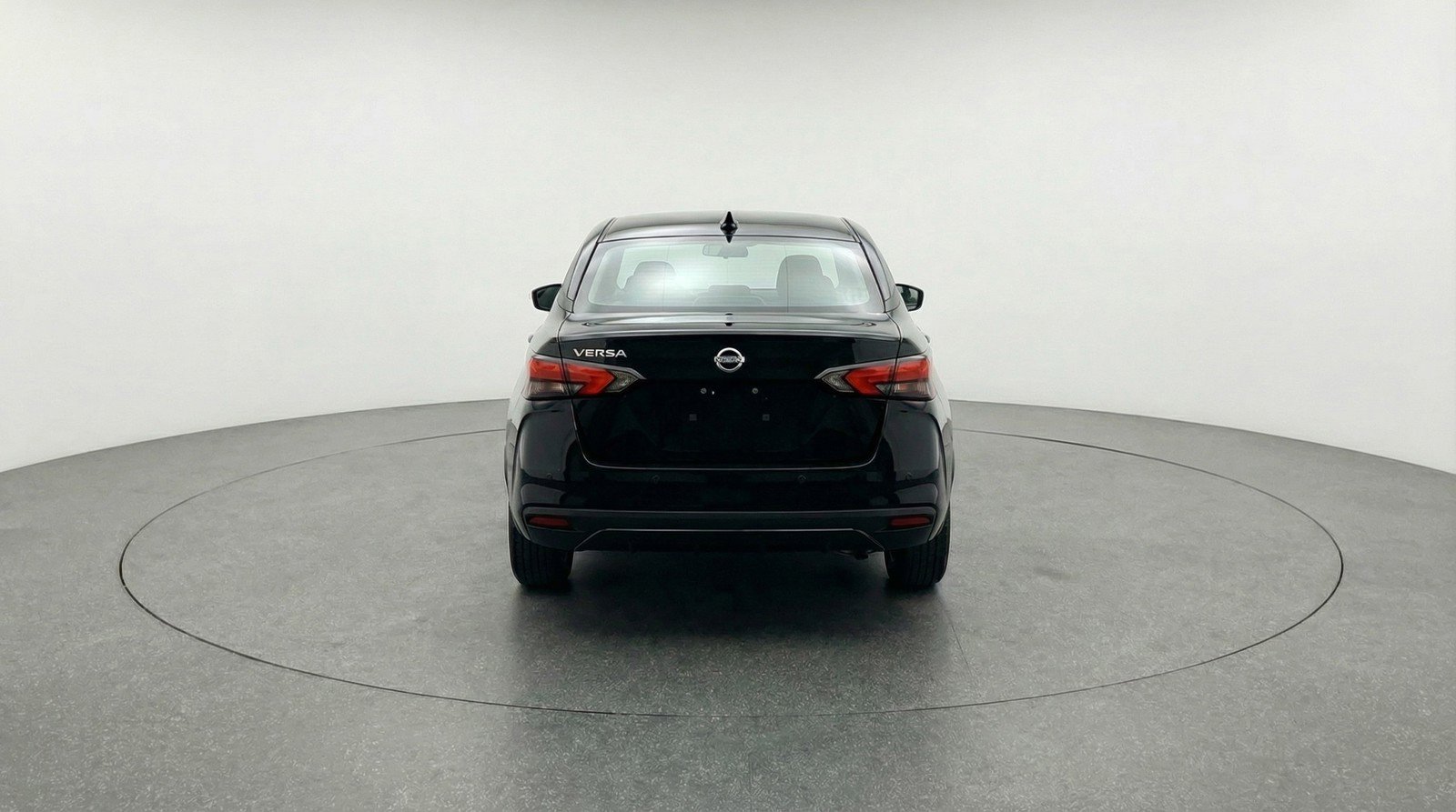 Used 2025 Nissan Versa SV FWD image 7