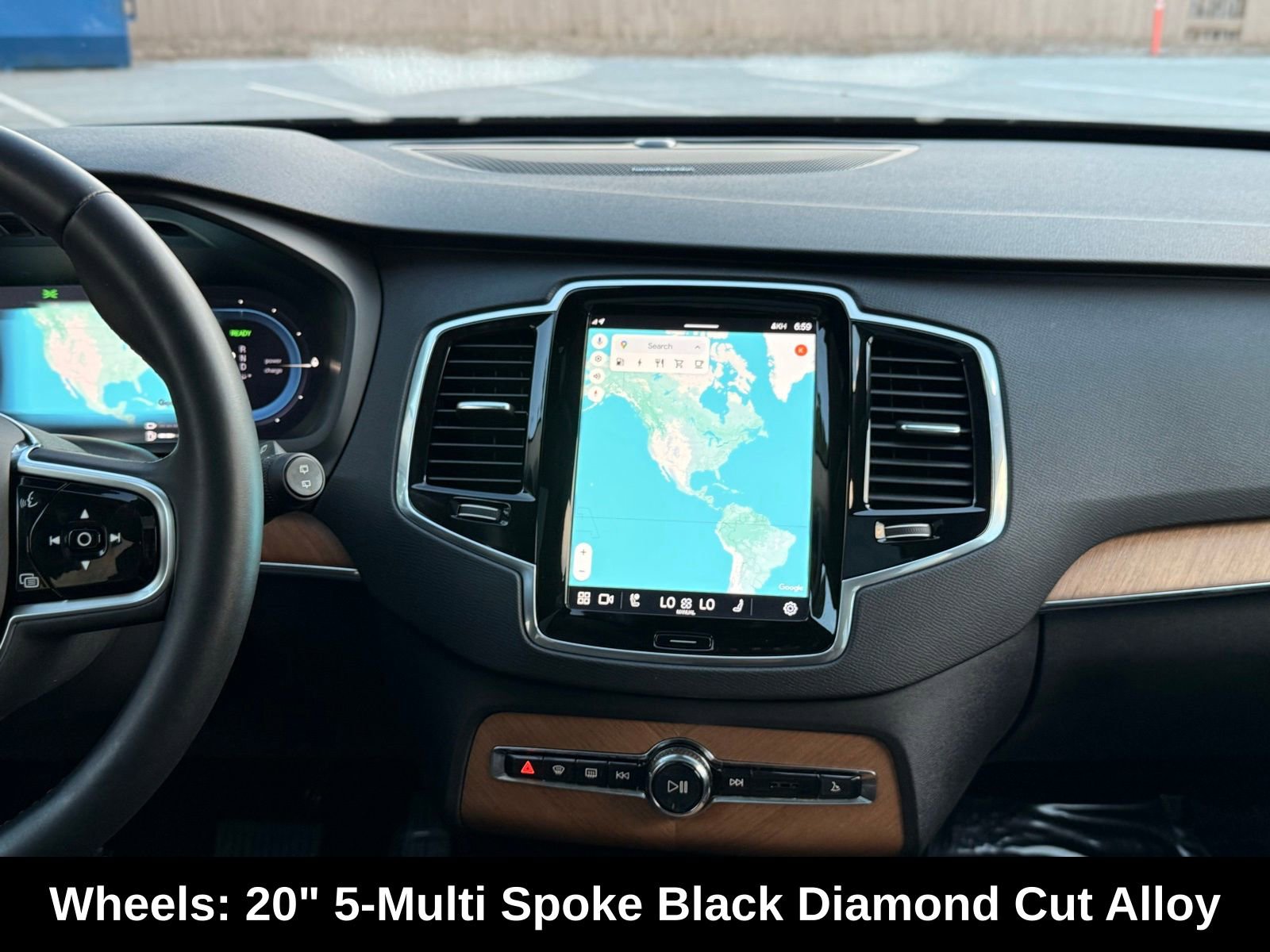 Used 2023 Volvo XC90 T8 Plus image 25