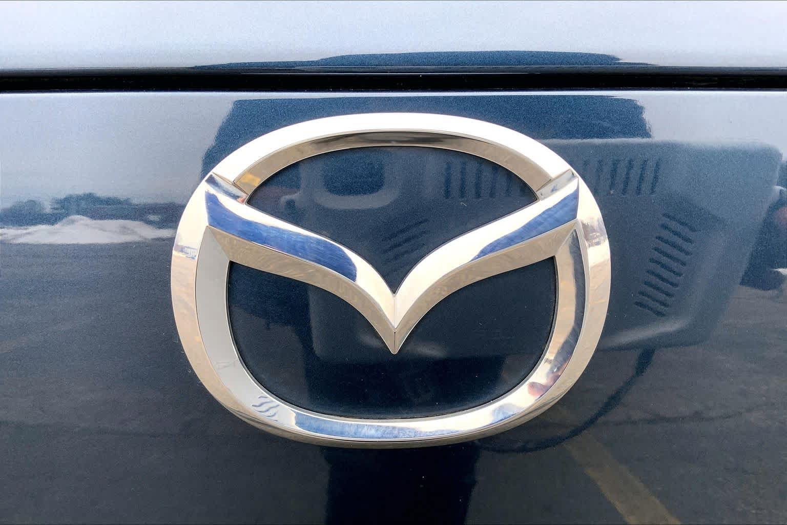 Used 2025 MAZDA CX-50 AWD 2.5 S w/ Cargo Package image 32