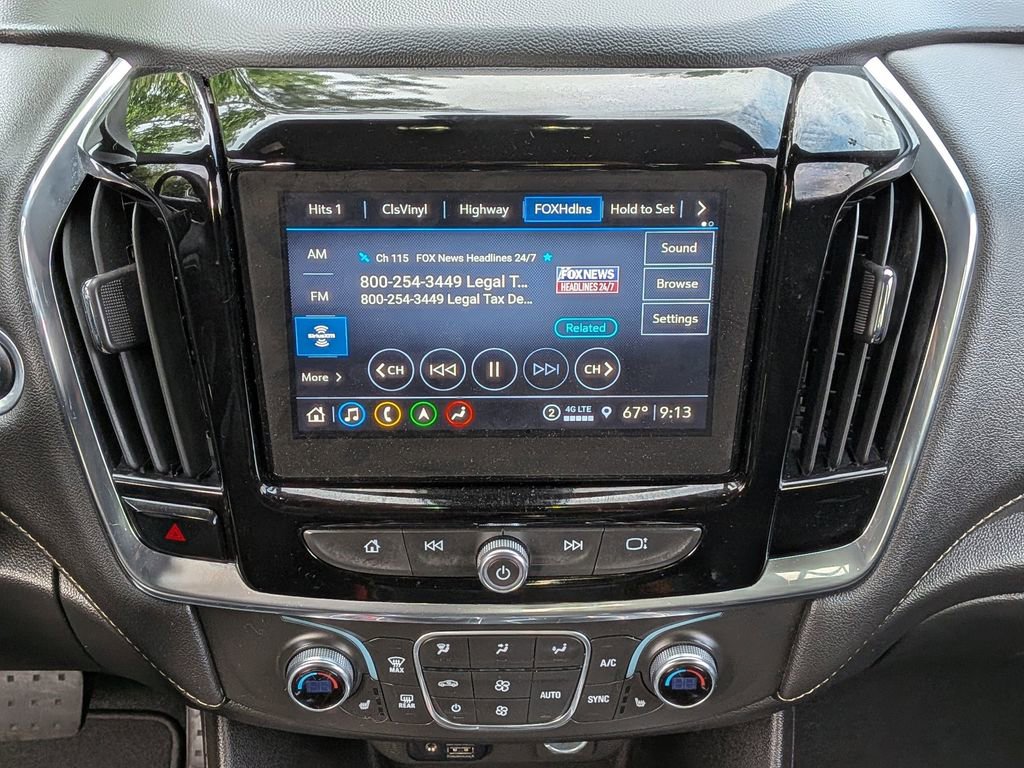 Used 2023 Chevrolet Traverse LT w/ LT Premium Package AWD/4WD image 20