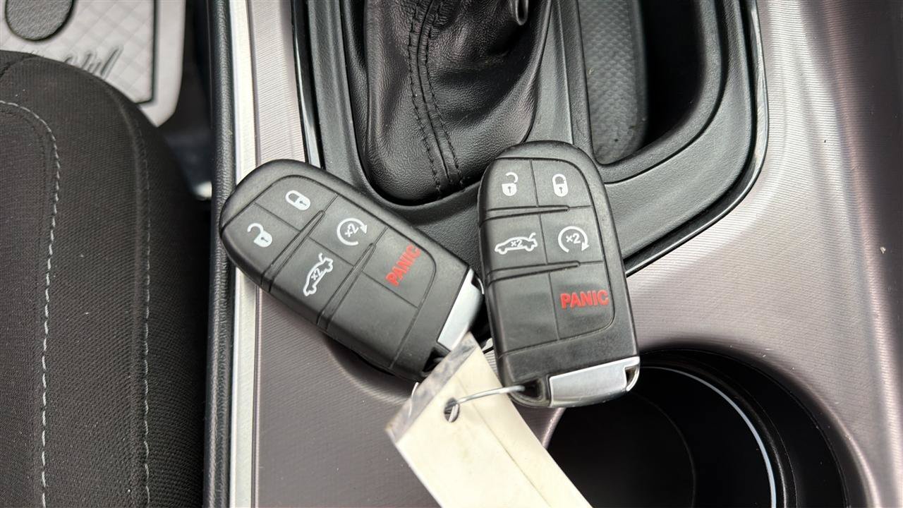 Used 2021 Dodge Challenger GT w/ Driver Convenience Group AWD/4WD image 26