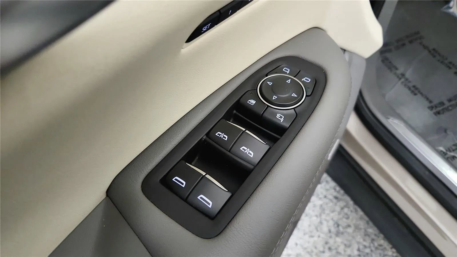 Used 2023 Cadillac XT5 Premium Luxury image 32