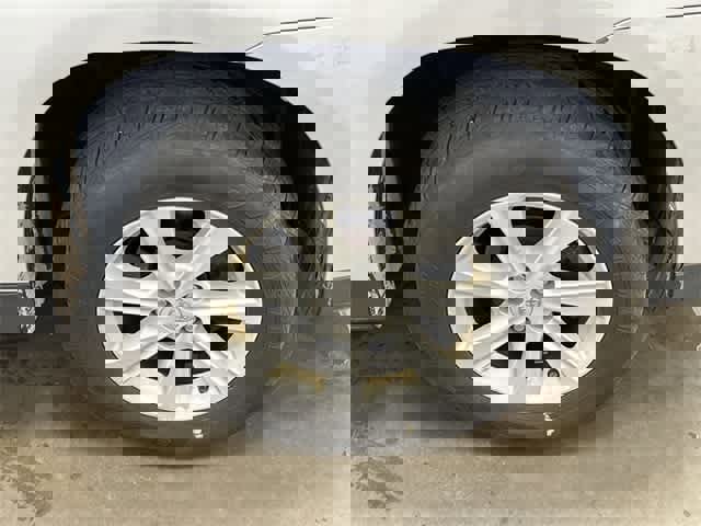 Used 2013 Toyota Highlander Plus image 5