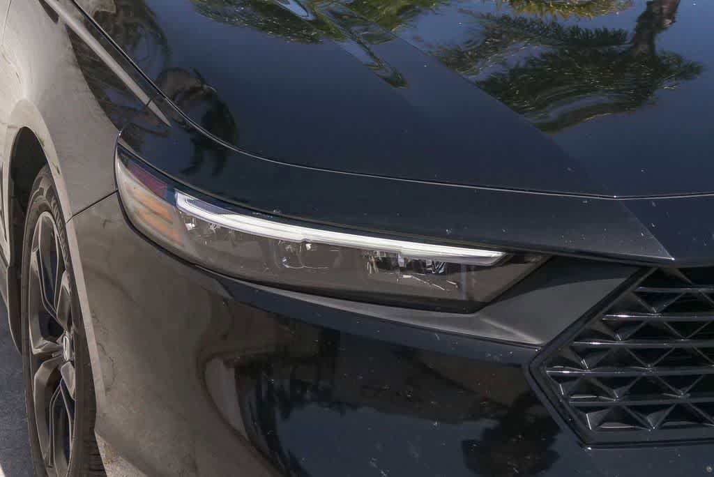 Used 2025 Honda Accord SE image 4