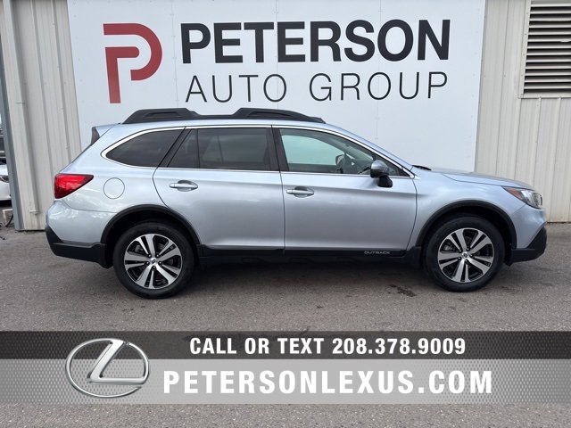 Used 2018 Subaru Outback 2.5i Limited image 2