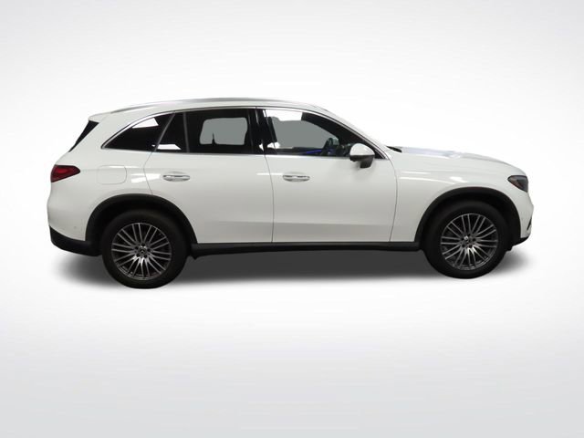 Used 2024 Mercedes-Benz GLC 300 image 6